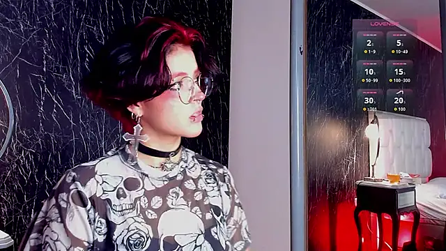 YuuMiko online show from March 2026 12:20:01 PM