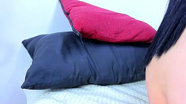 Snapshot of Julieta-Horny- chatting on February 2026 12:59:02 PM Julieta-Horny- online show from February 2026 12:59:02 PM