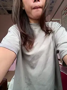 DoliceGirl2k online show from July 2026 02:57:02 AM