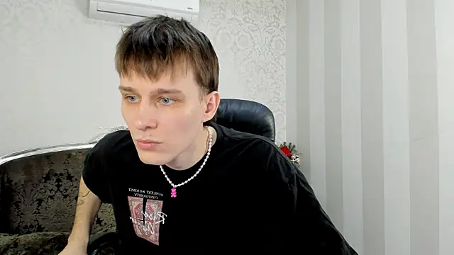 Snapshot of PackBev chatting on February 2026 08:04:01 PM PackBev online show from February 2026 08:04:01 PM