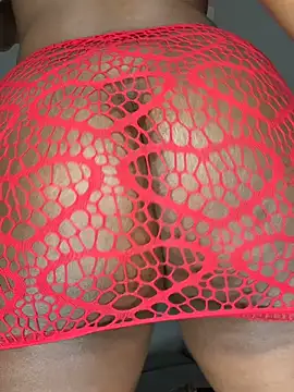 Ebony Queeen online show from April 2026 01:00:02 AM