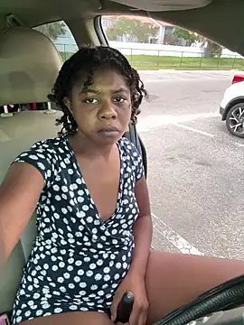 Snapshot of Ebony_Queeen chatting on June 2026 10:47:01 AM Ebony Queeen online show from June 2026 10:47:01 AM