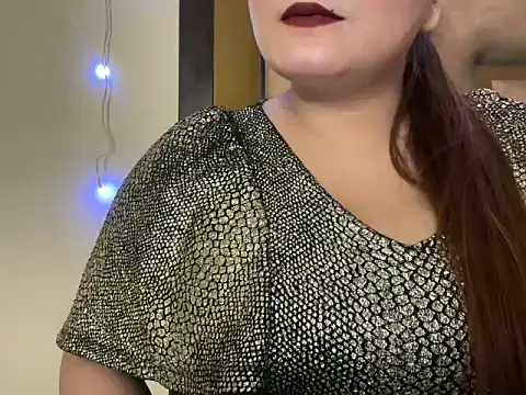 Hersheykaur online show from February 2026 06:17:01 PM