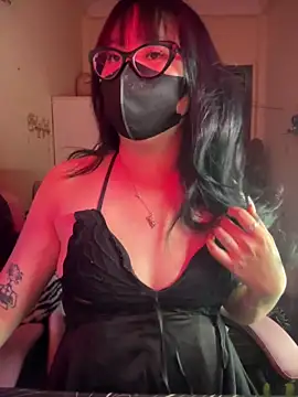 HaleyKin online show from April 2026 05:24:02 PM