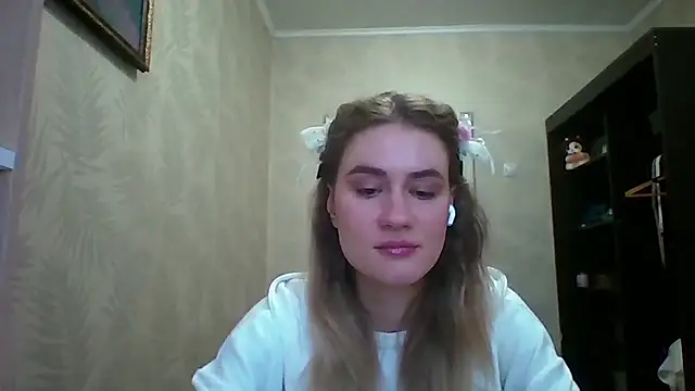 Snapshot of DeanneGilcher chatting on February 2026 09:30:01 AM DeanneGilcher online show from February 2026 09:30:01 AM