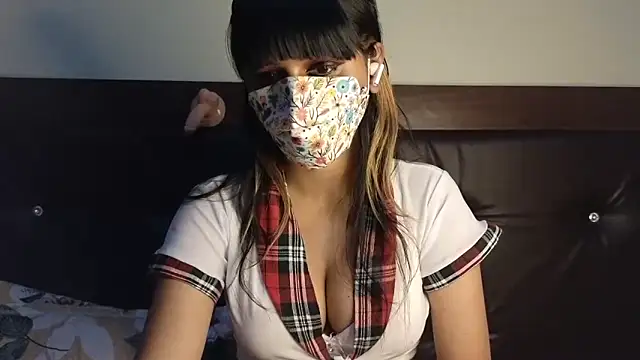 KavyaCurves online show from April 2026 05:27:01 PM