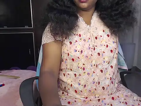 Snapshot of VixenNandhu chatting on July 2026 05:39:01 PM VixenNandhu online show from July 2026 05:39:01 PM