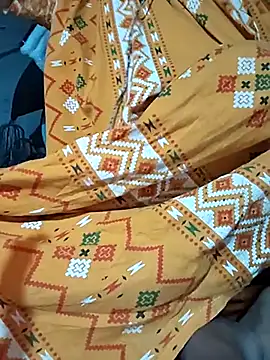 Sweet-runi online show from February 2026 02:11:02 PM