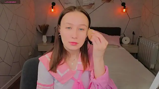  Kiki angel  online show from April 2026 01:22:02 AM