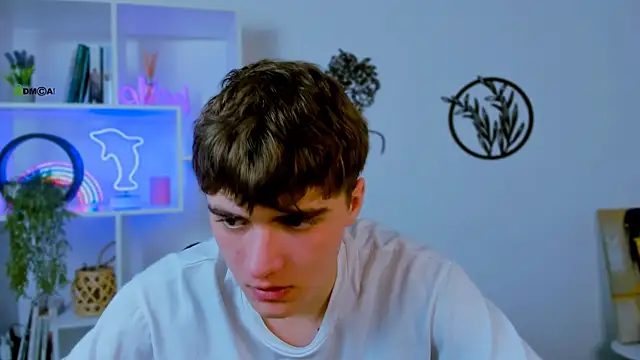 emil lucky online show from February 2026 12:24:02 PM