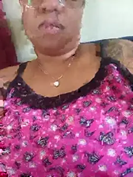 Snapshot of Mineirasafada2026 chatting on February 2026 05:10:01 PM Mineirasafada2026 online show from February 2026 05:10:01 PM