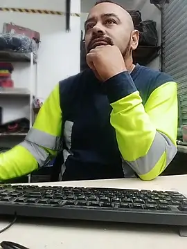 OMARMEX1 online show from June 2026 03:58:01 PM