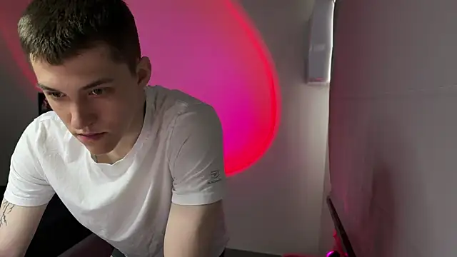 cronck52 online show from April 2026 12:41:02 PM