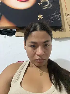 Snapshot of Romie_rous chatting on February 2026 01:13:02 AM Romie rous online show from February 2026 01:13:02 AM