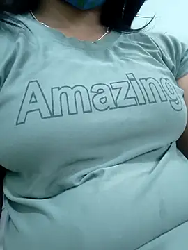 Snapshot of Fantasy_Queen94 chatting on February 2026 06:30:01 PM Fantasy Queen94 online show from February 2026 06:30:01 PM