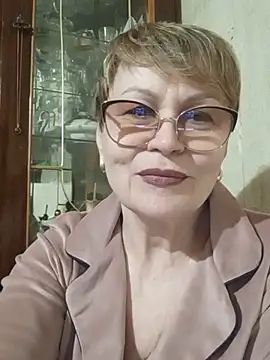 SophieBurns online show from June 2026 03:28:02 PM