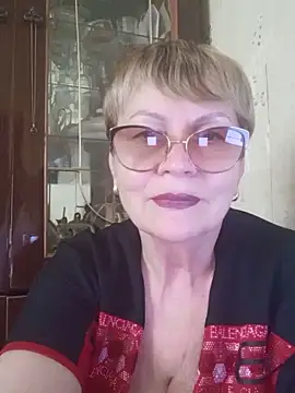 SophieBurns online show from June 2026 10:47:02 AM