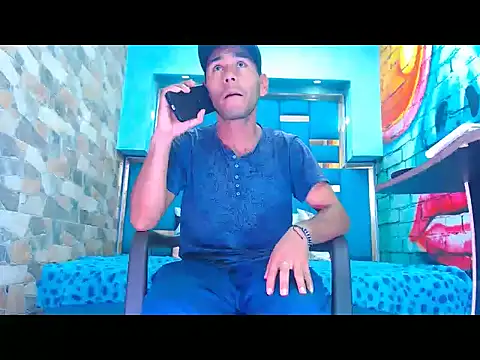 Snapshot of warmNoah chatting on February 2026 02:56:01 AM warmNoah online show from February 2026 02:56:01 AM