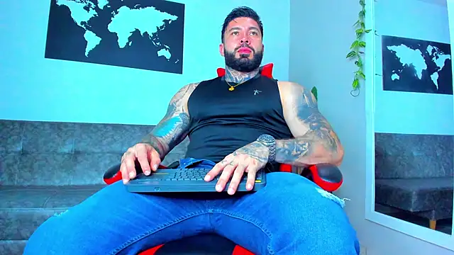 Alessrose online show from March 2026 07:41:01 PM