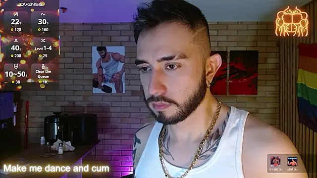 Snapshot of dave_wolf7 chatting on February 2026 03:05:02 PM dave wolf7 online show from February 2026 03:05:02 PM