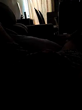 Snapshot of MOREN044 chatting on March 2026 05:51:02 PM MOREN044 online show from March 2026 05:51:02 PM