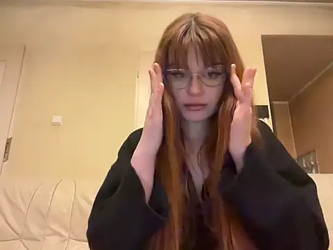 Sophiirose online show from February 2026 05:28:01 PM