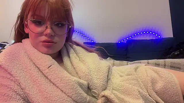 Sophiirose online show from April 2026 07:20:02 PM