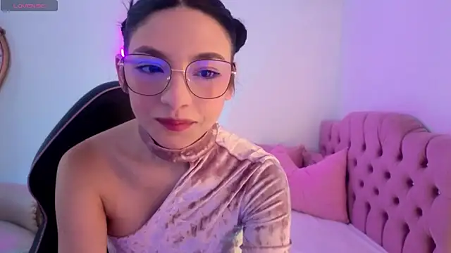 Snapshot of MAHYRA_TAY chatting on July 2026 07:27:02 PM MAHYRA TAY online show from July 2026 07:27:02 PM