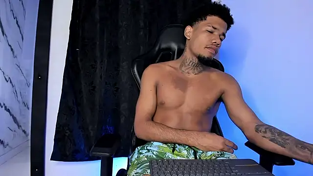 Nehemiaa boy online show from April 2026 12:00:02 PM