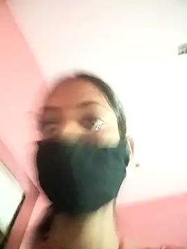 Snapshot of BIG_QWEEN_NO1 chatting on February 2026 05:47:02 AM BIG QWEEN NO1 online show from February 2026 05:47:02 AM