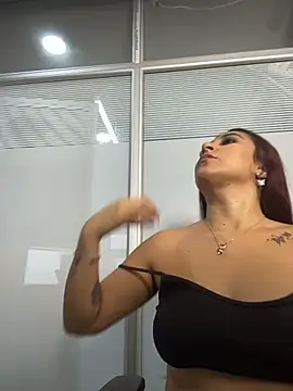 Snapshot of Emily_Harpeer chatting on February 2026 11:28:01 AM Emily Harpeer online show from February 2026 11:28:01 AM