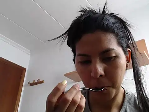 ZeforAitanna online show from February 2026 02:24:02 PM