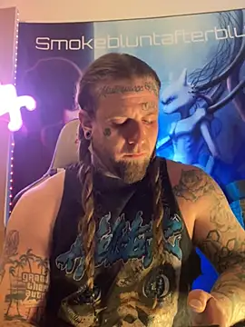 Snapshot of Smokebluntafterblunt chatting on February 2026 02:30:01 AM Smokebluntafterblunt online show from February 2026 02:30:01 AM