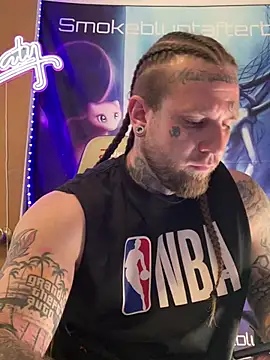 Smokebluntafterblunt online show from April 2026 08:47:01 PM