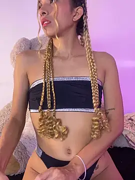 Kyliegolden online show from April 2026 06:16:02 PM