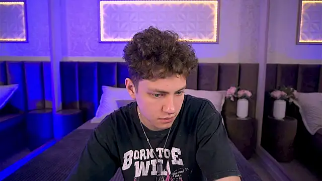 Snapshot of StefanBev chatting on February 2026 07:43:01 PM StefanBev online show from February 2026 07:43:01 PM