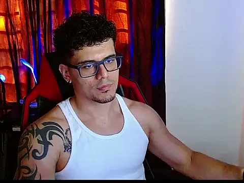 Snapshot of Logan0626 chatting on February 2026 09:20:02 PM Logan0626 online show from February 2026 09:20:02 PM