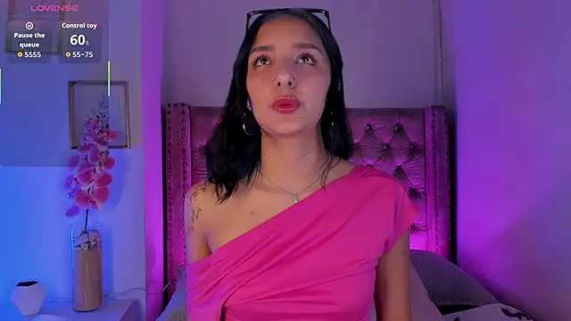 Aris Suarez online show from May 2026 06:11:02 AM