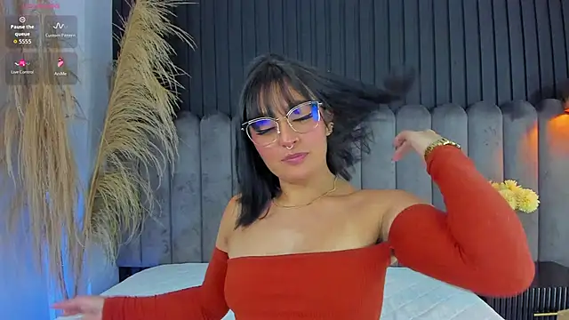 Snapshot of Nanda_vixen_ chatting on February 2026 09:29:01 PM Nanda vixen online show from February 2026 09:29:01 PM