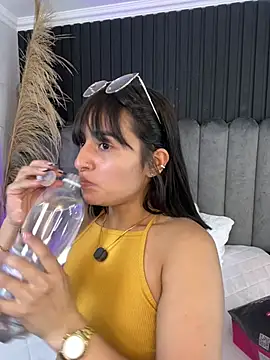 Snapshot of Nanda_vixen_ chatting on February 2026 09:00:01 PM Nanda vixen online show from February 2026 09:00:01 PM