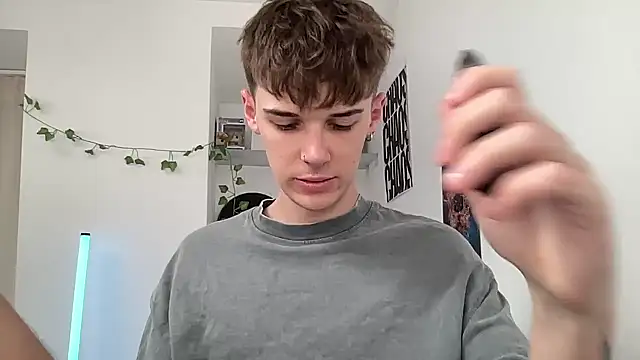 YourMilkyGuy online show from July 2026 11:38:02 AM