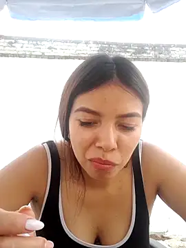 Ariana Castillo   online show from February 2026 05:25:01 PM