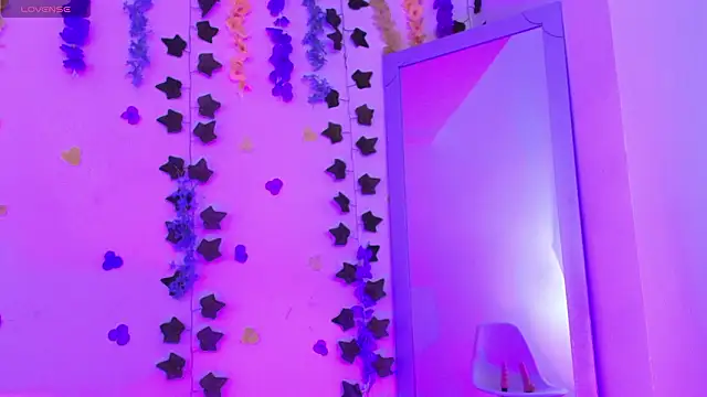 Ariana Castillo   online show from February 2026 01:21:01 PM