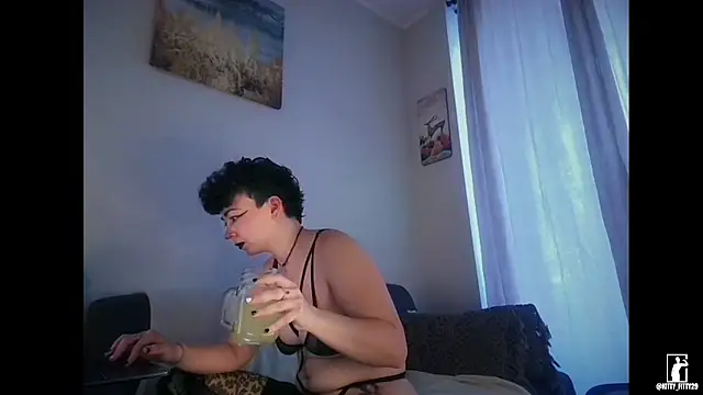 Snapshot of kittyfitty29 chatting on March 2026 06:58:01 PM kittyfitty29 online show from March 2026 06:58:01 PM