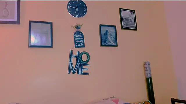 sexiempoderada18 online show from February 2026 01:23:01 PM