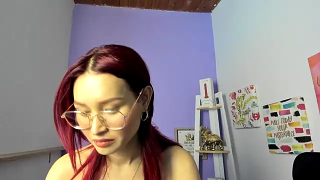 Snapshot of naomy_stanley chatting on July 2026 03:42:02 AM naomy stanley online show from July 2026 03:42:02 AM