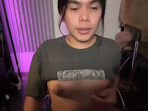 Snapshot of Mooree_naba chatting on October 2025 10:59:01 AM Mooree naba online show from October 2025 10:59:01 AM