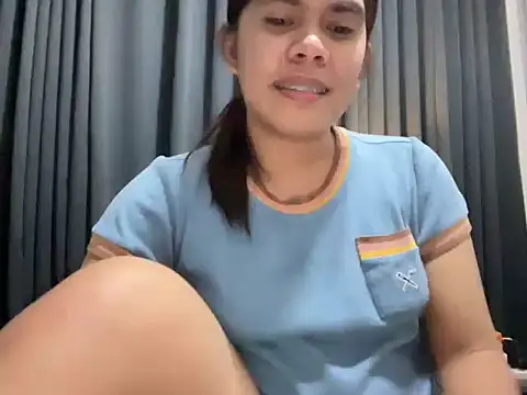 Snapshot of Mooree_naba chatting on November 2025 01:00:01 PM Mooree naba online show from November 2025 01:00:01 PM