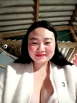 lisn-cute online show from February 2026 01:15:01 PM