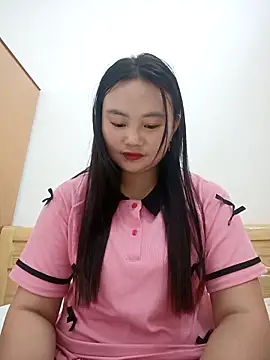 lisn-cute online show from April 2026 02:06:01 AM